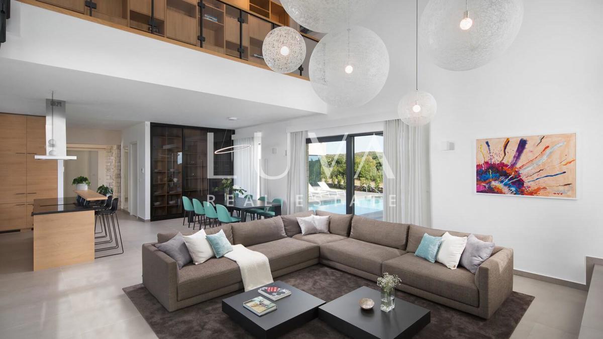 Haus Zu verkaufen - ISTARSKA BALE