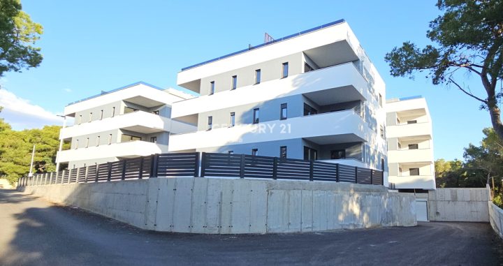 Stan na prodaju 70 m² – Pakoštane