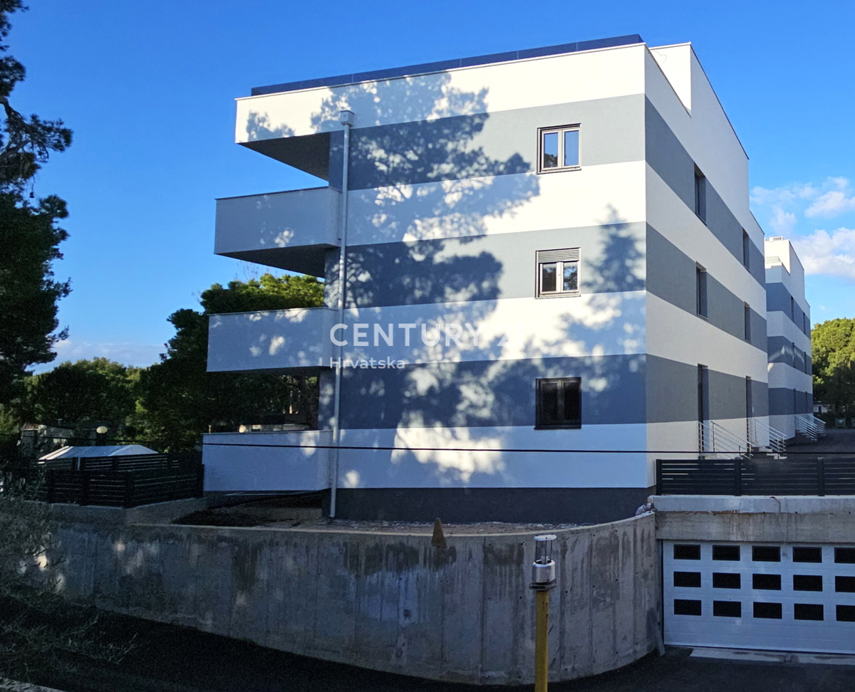 Flat For sale - ZADARSKA PAKOŠTANE