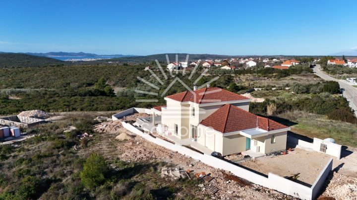 Dům na prodej 265 m² – Sukošan