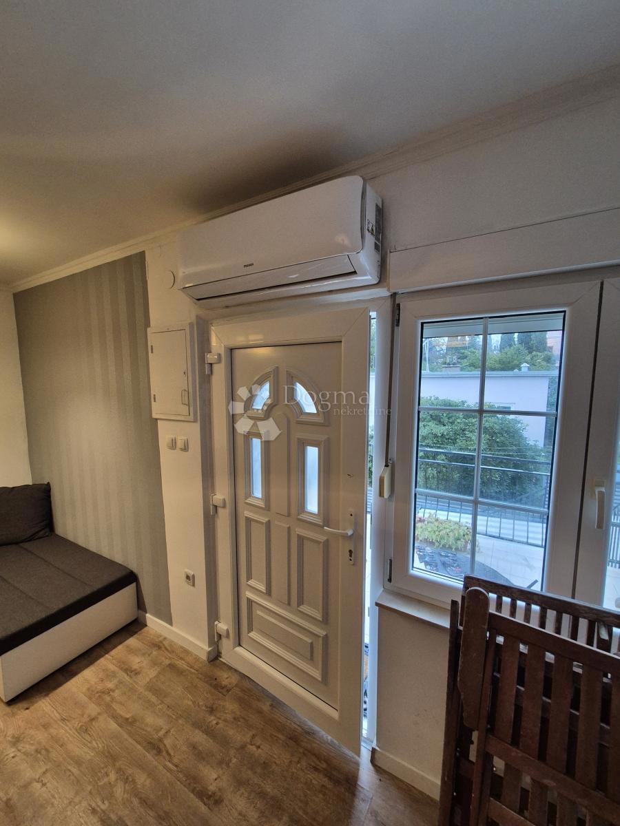 Flat For sale - PRIMORSKO-GORANSKA CRIKVENICA