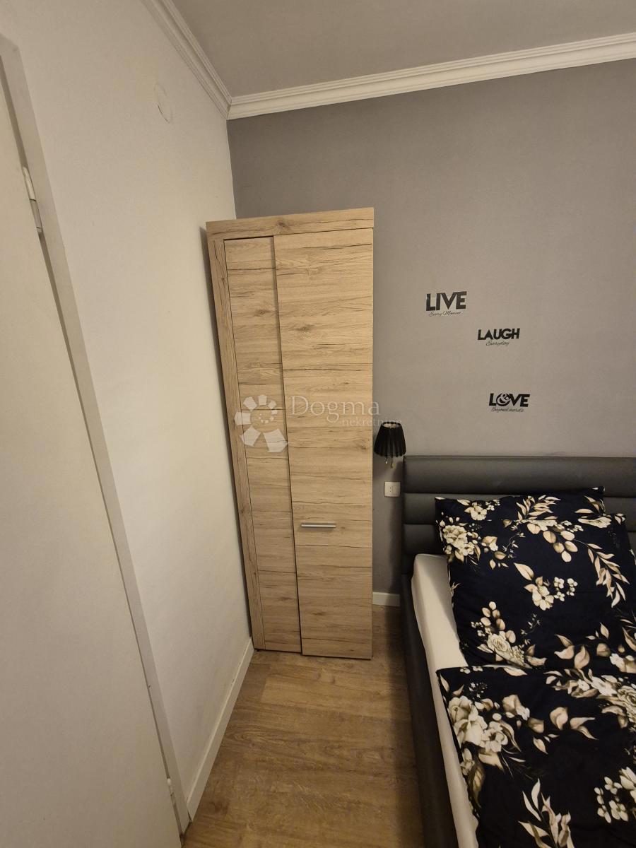 Flat For sale - PRIMORSKO-GORANSKA CRIKVENICA