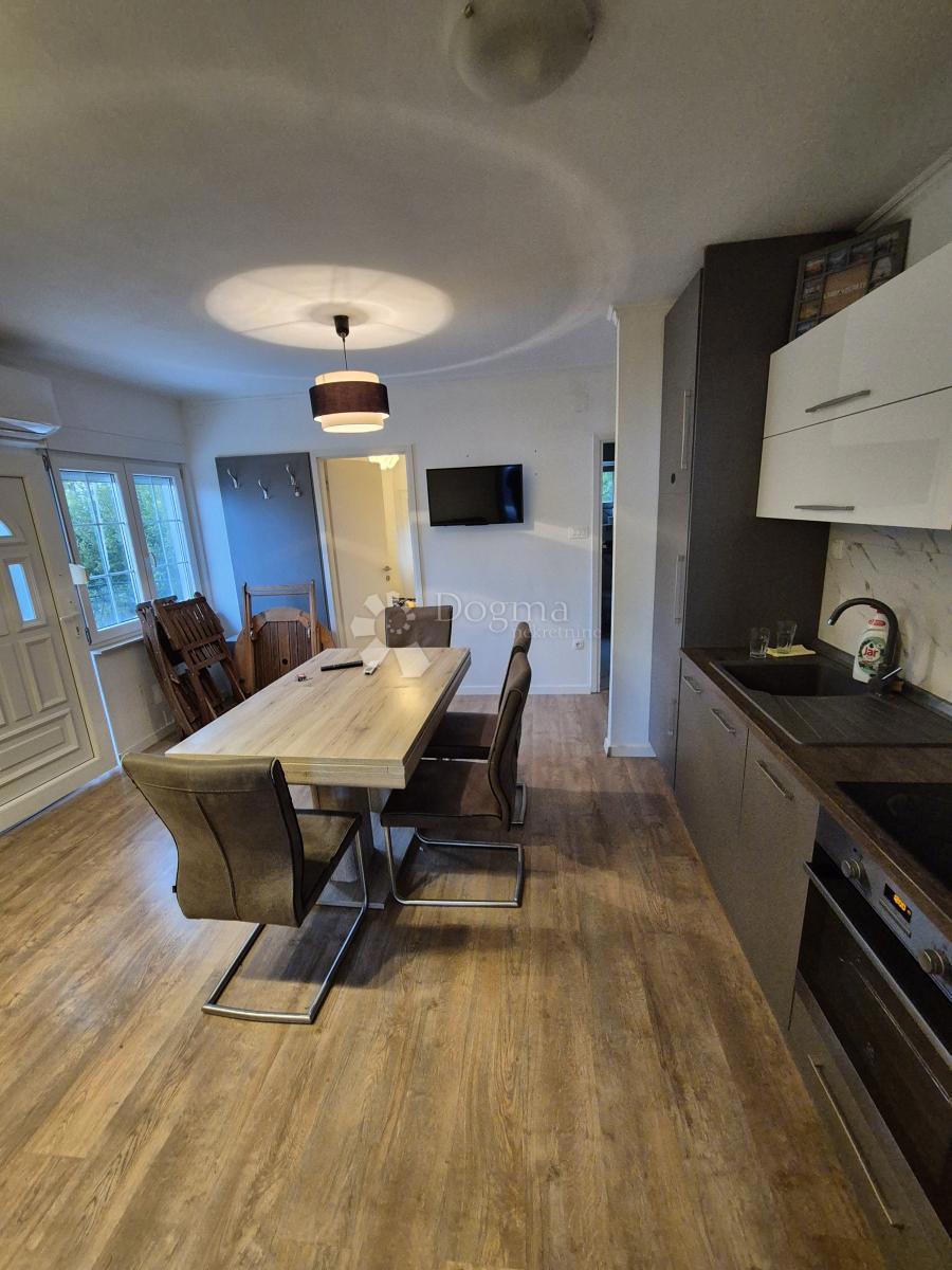 Flat For sale - PRIMORSKO-GORANSKA CRIKVENICA