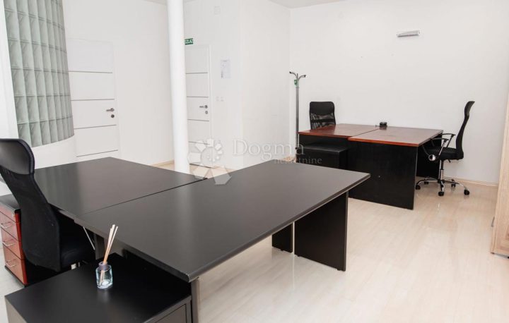 Stan na prodaju 630 m² – Varaždin