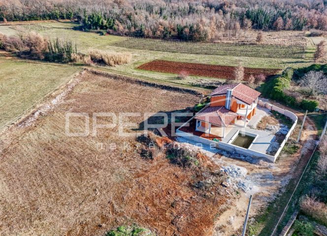 Land For sale - Istarska Višnjan - foto 2/4