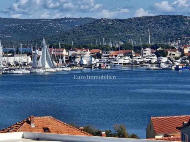 Apartmán na predaj 66 m² – Murter