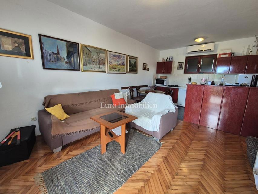 Appartement À vendre - ŠIBENSKO-KNINSKA PIROVAC