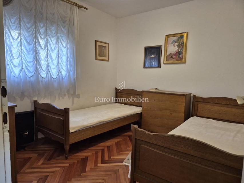 Appartement À vendre - ŠIBENSKO-KNINSKA PIROVAC