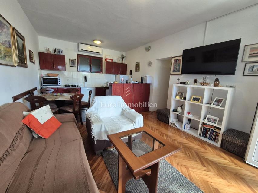 Appartement À vendre - ŠIBENSKO-KNINSKA PIROVAC