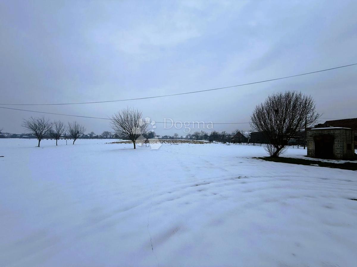 Hiša Na predaj - VARAŽDINSKA TRNOVEC BARTOLOVEČKI