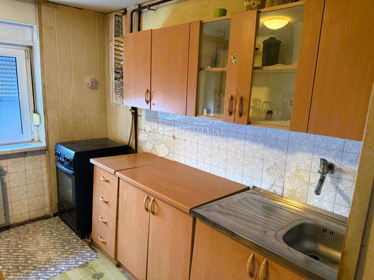 Hiša Na predaj - VARAŽDINSKA TRNOVEC BARTOLOVEČKI