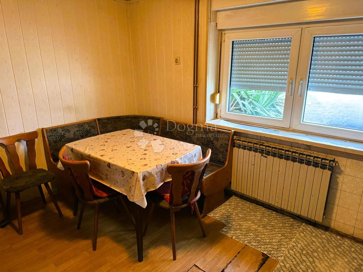 Hiša Na predaj - VARAŽDINSKA TRNOVEC BARTOLOVEČKI