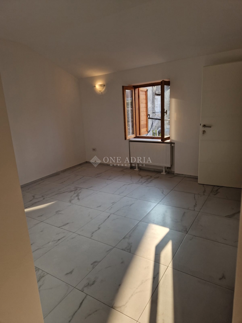 House For sale - PRIMORSKO-GORANSKA NOVI VINODOLSKI