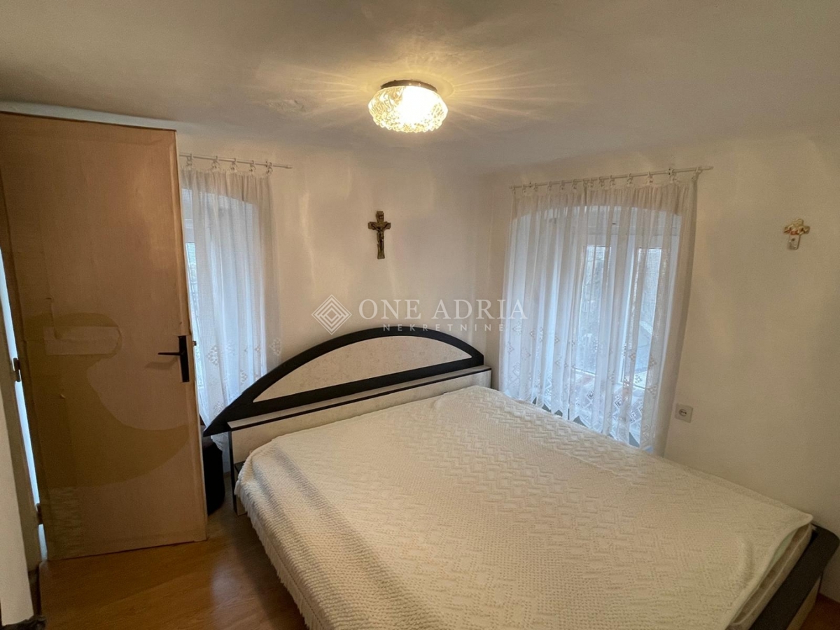 Flat For sale - LIČKO-SENJSKA SENJ