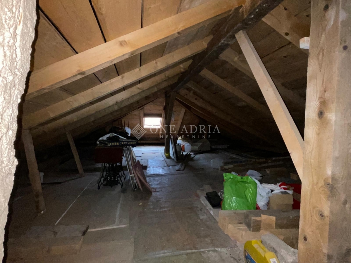 Flat For sale - LIČKO-SENJSKA SENJ