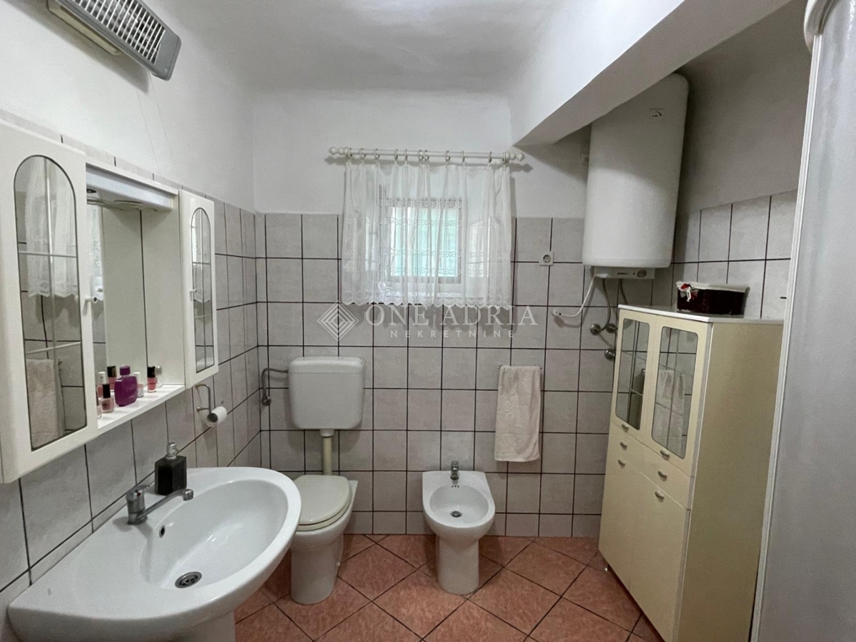 Flat For sale - LIČKO-SENJSKA SENJ