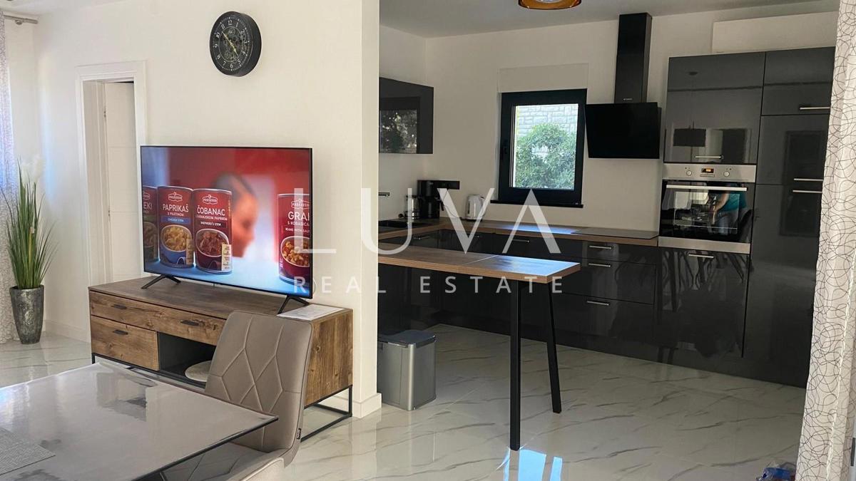 House For sale - ŠIBENSKO-KNINSKA VODICE