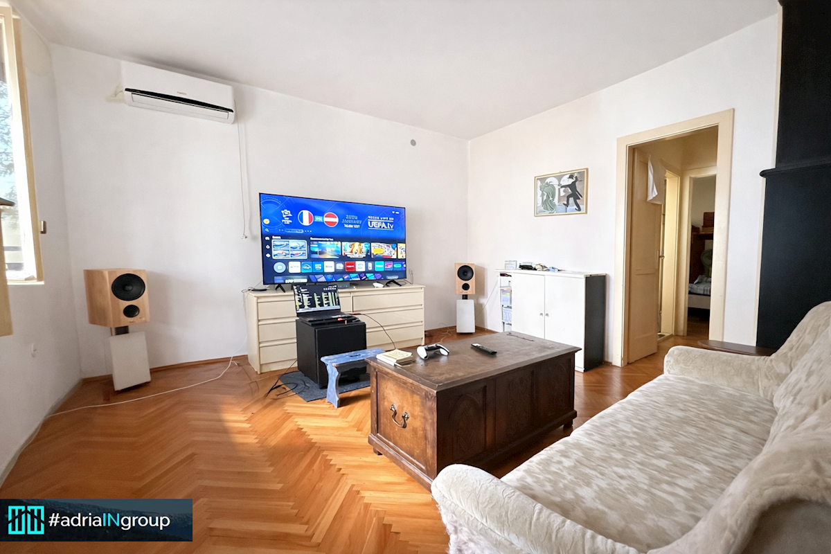Appartamento In vendita - SPLITSKO-DALMATINSKA SPLIT