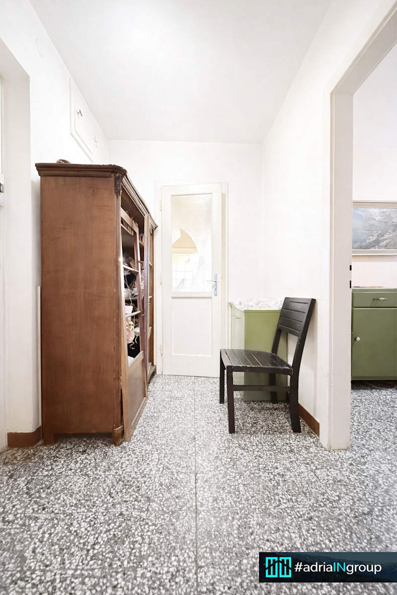 Appartamento In vendita - SPLITSKO-DALMATINSKA SPLIT