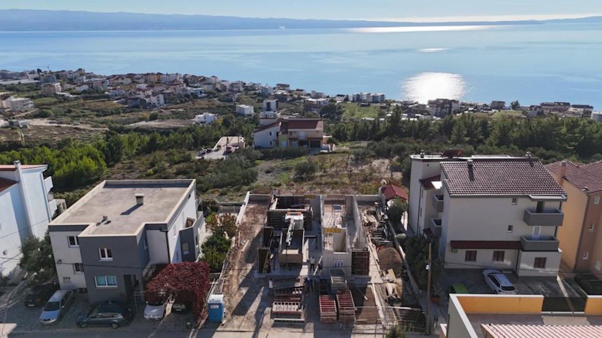 Flat For sale - SPLITSKO-DALMATINSKA PODSTRANA