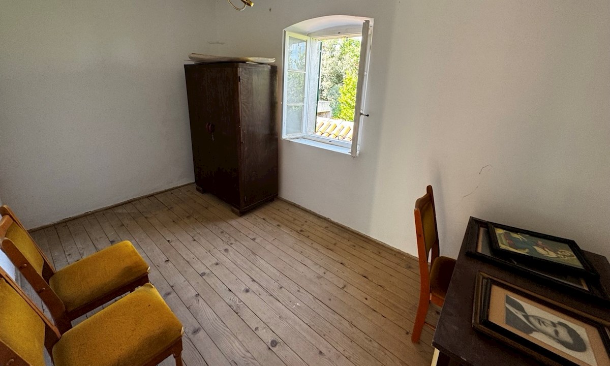 House For sale - SPLITSKO-DALMATINSKA STARI GRAD