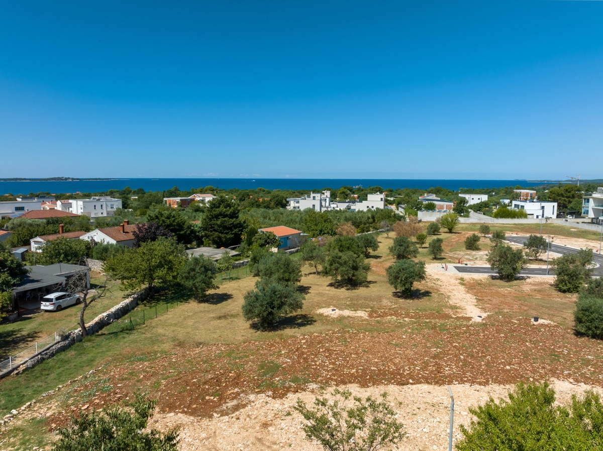Land For sale - ISTARSKA VODNJAN