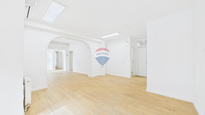 Locaux commerciaux à louer 150 m² – Zagreb
