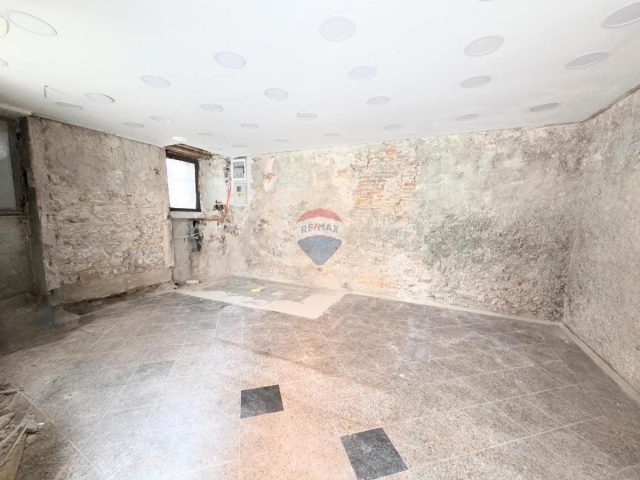 Poslovni prostori za najem 25 m² – Rovinj