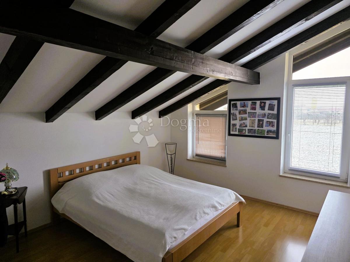 Maison À vendre - OSJEČKO-BARANJSKA SATNICA ĐAKOVAČKA