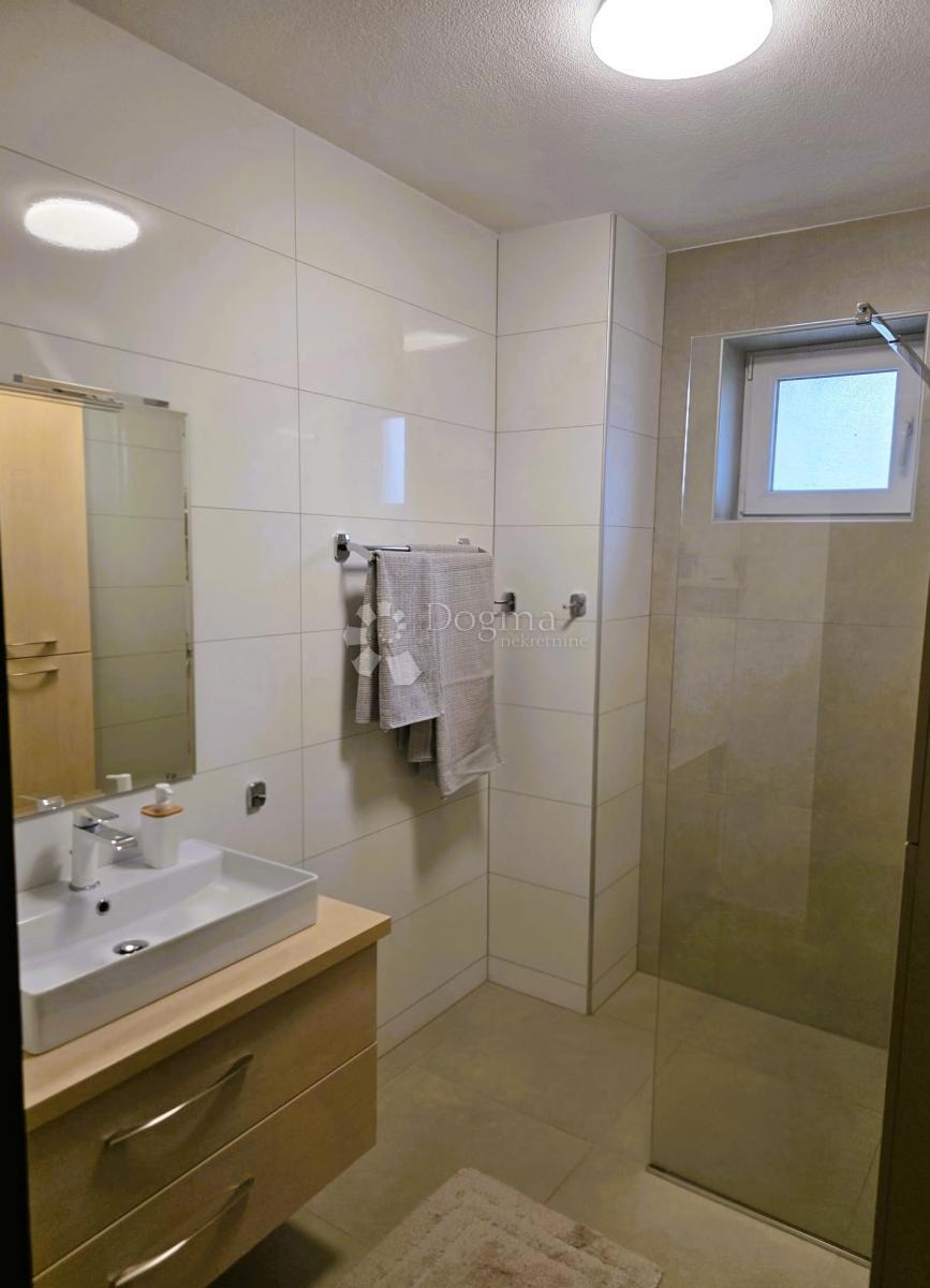 Maison À vendre - OSJEČKO-BARANJSKA SATNICA ĐAKOVAČKA