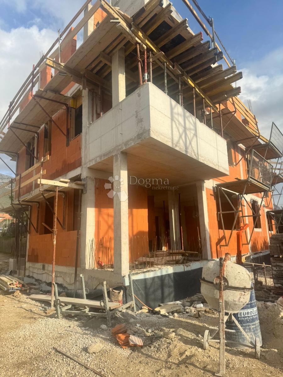 Apartment Zu verkaufen - SPLITSKO-DALMATINSKA KAŠTELA