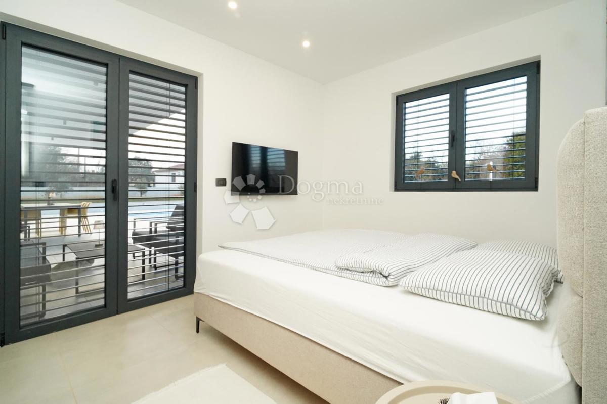 House For sale - ISTARSKA UMAG