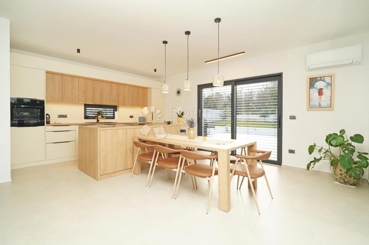 House For sale - ISTARSKA UMAG