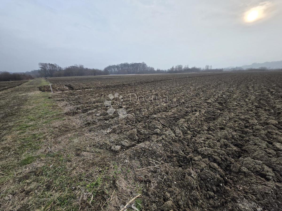 Działka Na sprzedaż - ZAGREBAČKA ZAPREŠIĆ