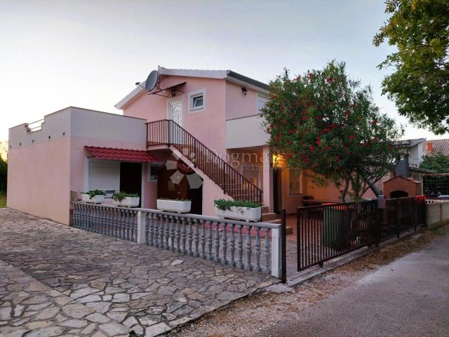 Dom na predaj 116 m² – Obrovac