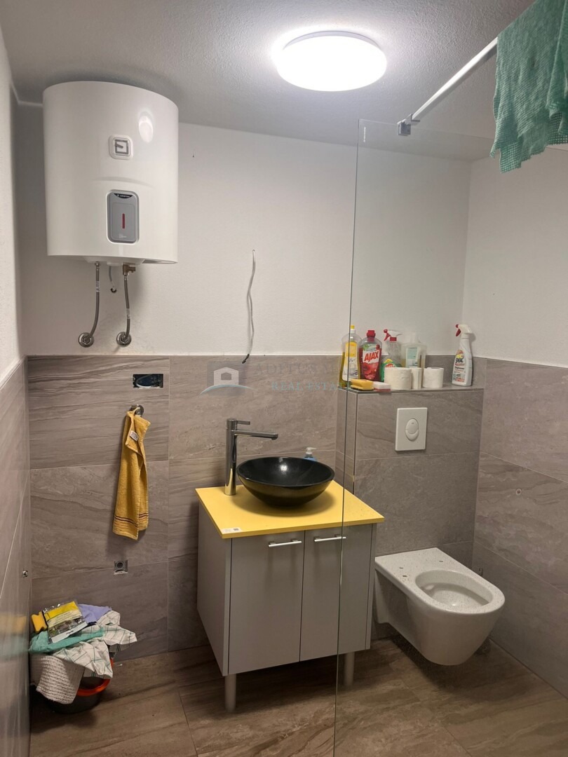 Flat For sale - ŠIBENSKO-KNINSKA VODICE