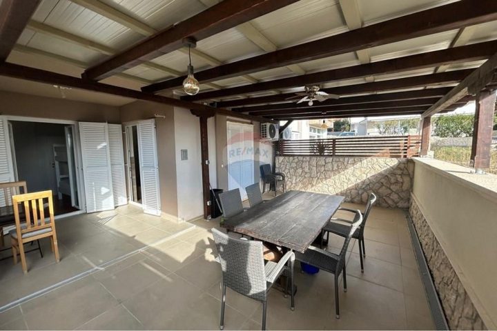 Flat for sale 60 m² – Novalja