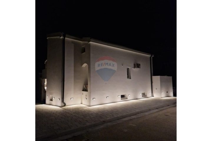 House for sale 322 m² – Pag