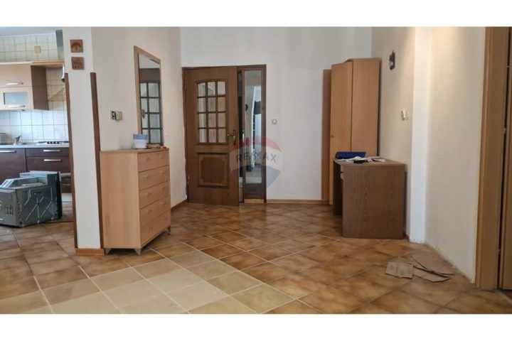 Locaux commerciaux à louer 80 m² – Zadar
