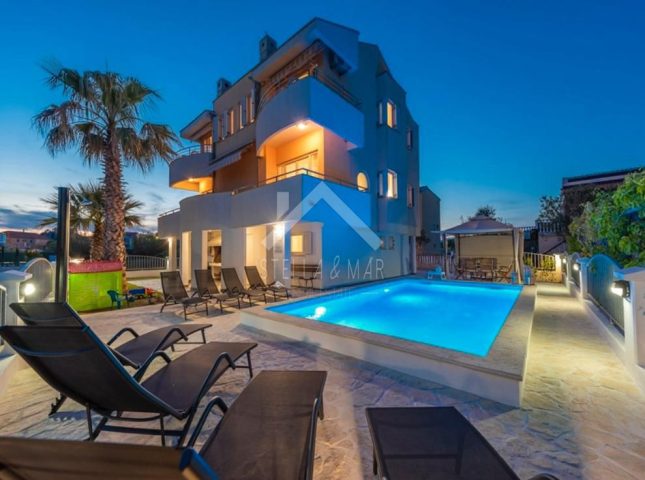 Dom na predaj 270 m² – Privlaka