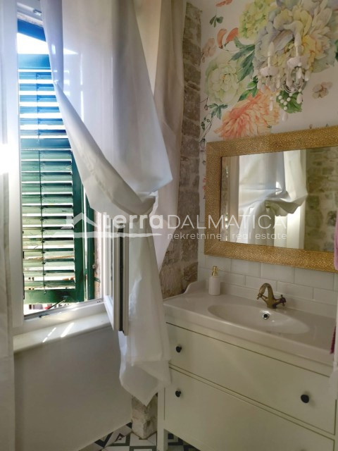 Apartmán Na predaj - ŠIBENSKO-KNINSKA ŠIBENIK