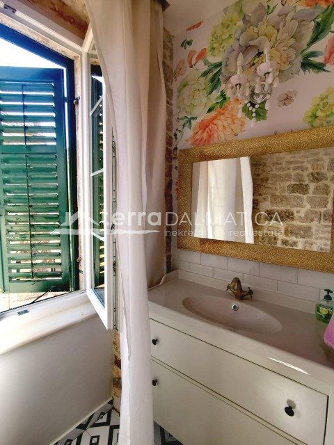Apartmán Na predaj - ŠIBENSKO-KNINSKA ŠIBENIK