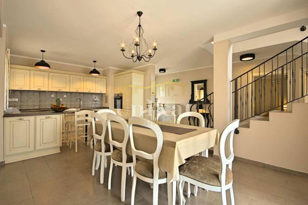 Casa In vendita - ISTARSKA POREČ