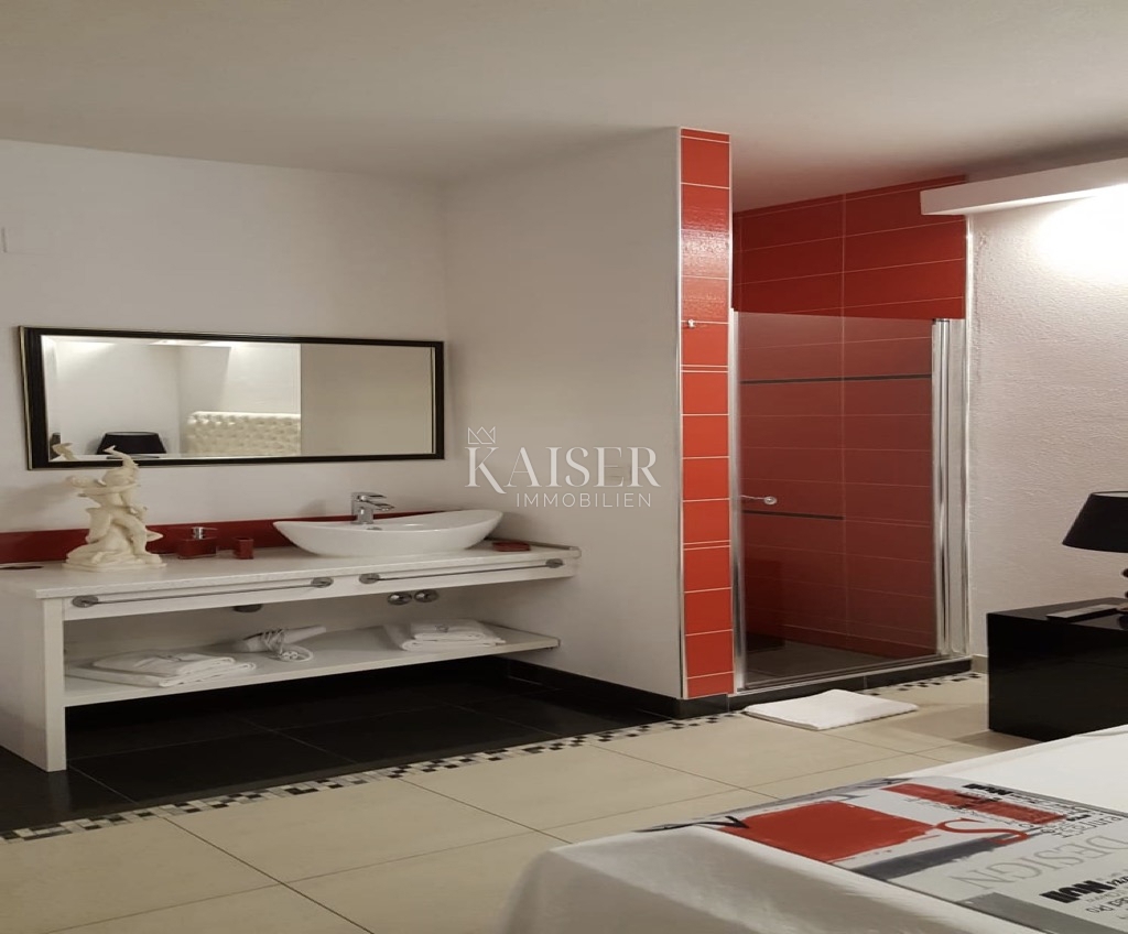 Casa In vendita - SPLITSKO-DALMATINSKA VIS