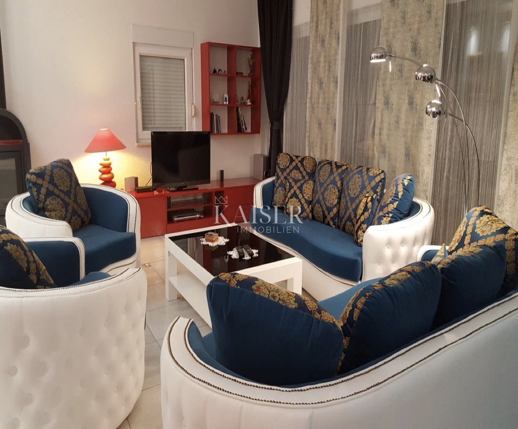 Casa In vendita - SPLITSKO-DALMATINSKA VIS