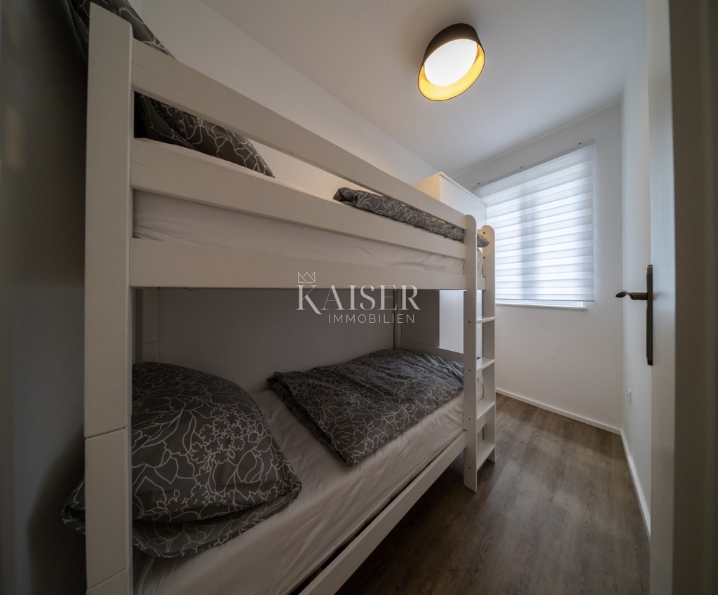 Appartamento In vendita - ŠIBENSKO-KNINSKA ROGOZNICA