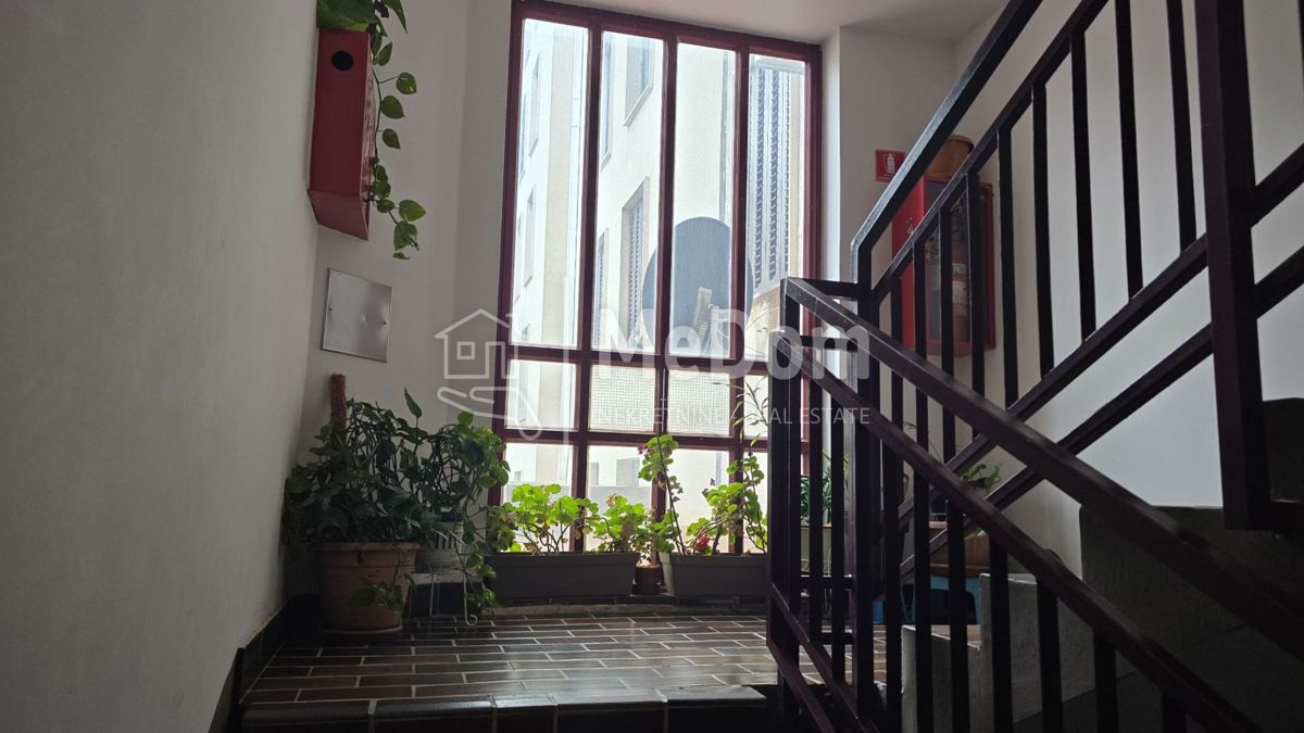 Flat For sale - ISTARSKA PULA