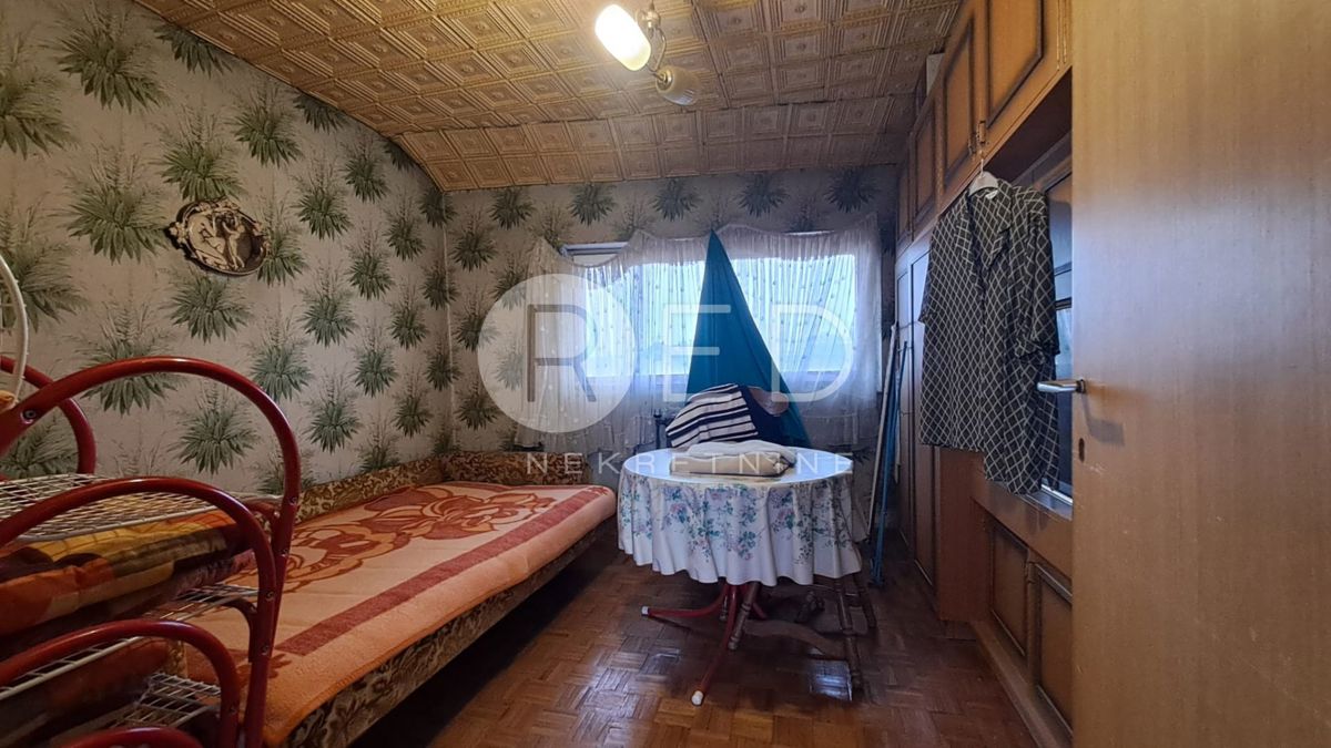 Haus Zu verkaufen - POŽEŠKO-SLAVONSKA POŽEGA