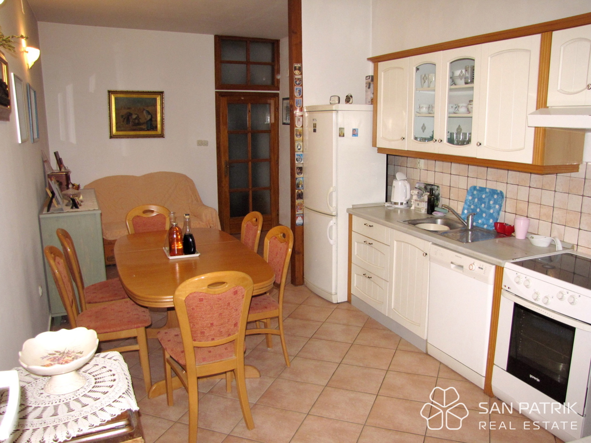 Casa In vendita - ŠIBENSKO-KNINSKA ŠIBENIK