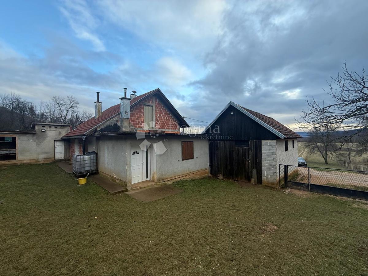 Hiša Na predaj - LIČKO-SENJSKA OTOČAC